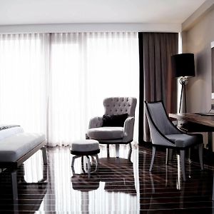 Penthouse Suite